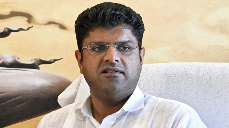 விவசாயிகளின் எதிர்ப்பின் போது பாஜகவுடன் நின்று வருவதாக துஷ்யந்த் ச ut தாலா கூறுகிறார்