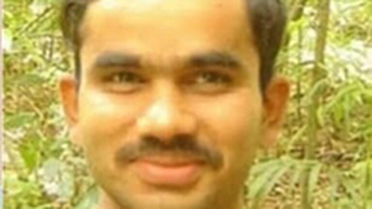 மாவோயிஸ்ட் தலைவர் விக்ரம் க oud டாவின் சந்திப்பு கர்நாடகாவில் மரணம்: ஒரு வழக்கு கோப்பு