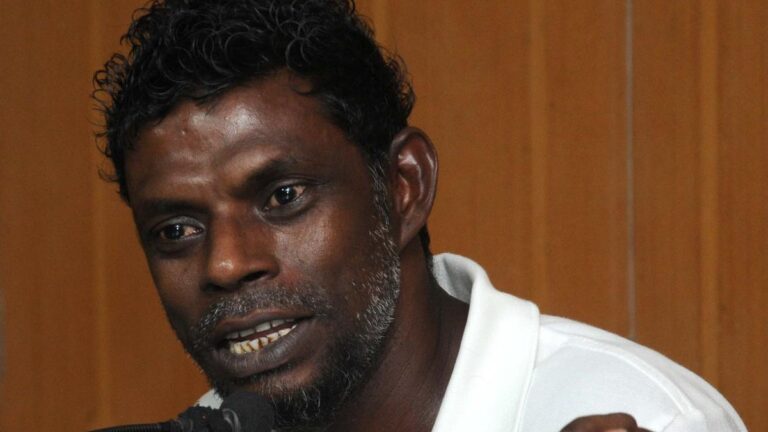 மலையாள நடிகர் வினயகன் குடிபோதையில், ஒழுங்கற்ற நடத்தைக்காக கைது செய்யப்பட்டார்; பின்னர் வெளியிடப்பட்டது
