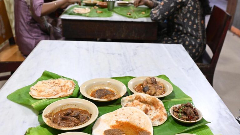 மதுரையில் இறைச்சி-கனமான காலை உணவு விருப்பங்களைத் தேடுகிறீர்களா? அம்ஸவல்லி பவனை முயற்சிக்கவும்
