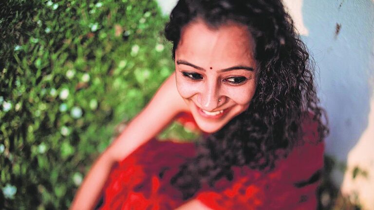 நேர்காணல் | நடிப்பு ஒரு பொழுதுபோக்காக இருந்து ஒரு முழு அளவிலான வாழ்க்கைக்கு எவ்வாறு சென்றது என்பது குறித்து தர்ஷனா ராஜேந்திரன்