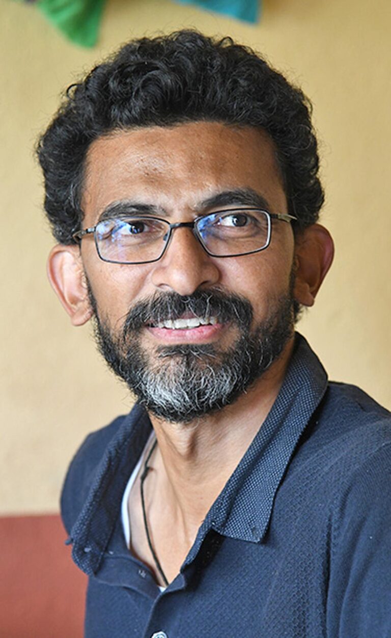 வாட்ச்: ஸ்டார் நடிகர்களுடன் பணிபுரியும் இயக்குனர் சேகர் கம்முலா