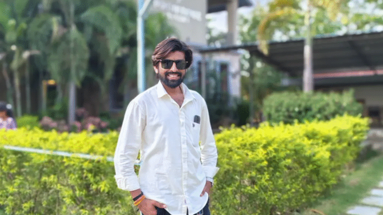 அகமதாபாத் விமானம் விபத்துக்குப் பிறகு திரைப்படத் தயாரிப்பாளர் காணவில்லை; அவர் தரையில் பாதிக்கப்பட்டவர்களில் இருக்கலாம் என்று கின் அஞ்சுகிறார்